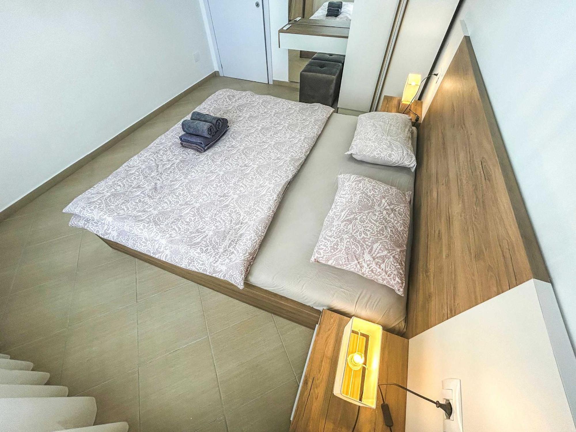 Zajazd Spacious Living 828 Golem (Tirana)
